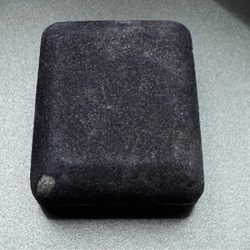 Vtg The Competition Black Onyx Cufflinks in Original Box